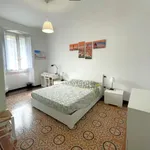 Rent 4 bedroom apartment in Florence