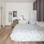 Rent a room in lisbon