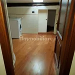 2-room flat via Vittorino da Feltre 17, Centro, Mantua