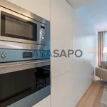 Rent 1 bedroom apartment of 37 m² in Porto