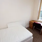 Rent 3 bedroom apartment in West Midlands