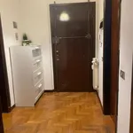 Rent 3 bedroom apartment of 110 m² in milano