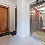 Rent 3 bedroom apartment of 110 m² in Prague