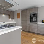 Rent 3 bedroom apartment in Edinburgh