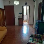 Rent 3 bedroom apartment of 100 m² in Poscante