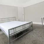 Rent 4 bedroom house in Leeds