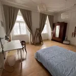 Rent 7 bedroom apartment in Lisbon