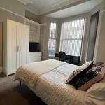 Rent 5 bedroom flat in Hull