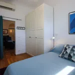 Rent 1 bedroom apartment of 43 m² in Florence