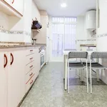 Rent 5 bedroom apartment in Valencia