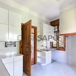 Rent 3 bedroom house of 390 m² in Porto