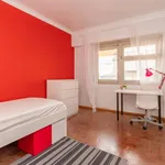 Rent a room in lisbon