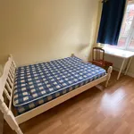 Rent 3 bedroom apartment in Belfast