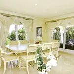 Rent 5 bedroom house of 1090 m² in Marbella