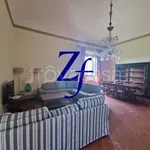 Rent 5 bedroom apartment of 250 m² in Calenzano