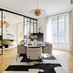 Rent 3 bedroom apartment of 110 m² in Paris