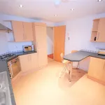 Rent 4 bedroom flat in Aberdeen