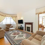 Rent 4 bedroom flat in London