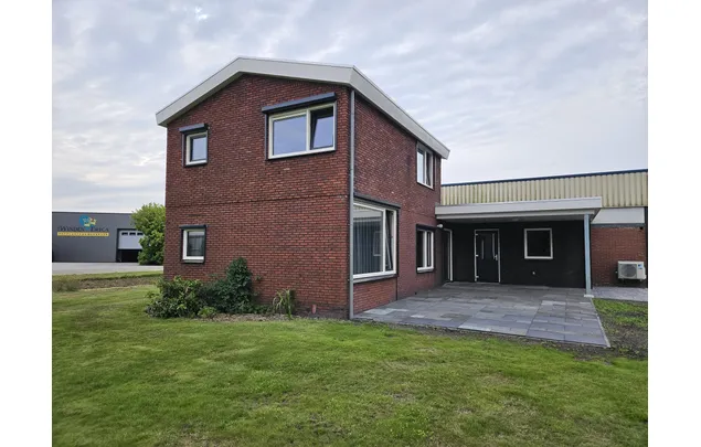 Huur 4 slaapkamer huis van 127 m² in Emmen