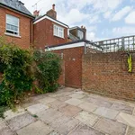 Rent 3 bedroom house in South East England