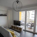 Appartement de 350 m² avec 1 chambre(s) en location à Marseille