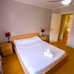 Rent 4 bedroom apartment in Valencia