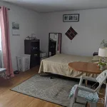 Rent 2 bedroom apartment in Montreal