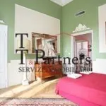 Rent 6 bedroom apartment of 160 m² in Firenze