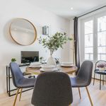 Rent 1 bedroom apartment of 269 m² in Paris