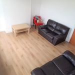 Rent 4 bedroom flat in Wales