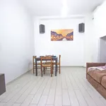 Rent 1 bedroom apartment in Milano