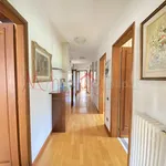 Rent 3 bedroom house of 200 m² in Padova