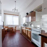 Pronajměte si 5 ložnic/e byt o rozloze 134 m² v Prague