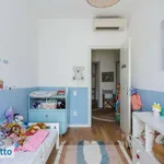 Affitto 4 camera casa di 185 m² in Milan