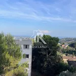 Rent 4 bedroom apartment of 75 m² in Vallauris