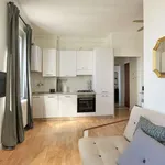 Rent 1 bedroom apartment of 43 m² in milan