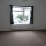 Rent 3 bedroom flat in East Of England