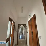 Affitto 3 camera appartamento di 64 m² in Genoa