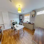 Rent 4 bedroom house in Yorkshire And The Humber