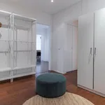 Rent 3 bedroom apartment in Lisbon