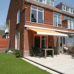 Rent 4 bedroom house of 180 m² in Vogelwijk