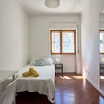 Rent a room in lisbon