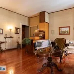 Rent 6 bedroom apartment of 186 m² in Naples