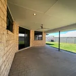 Rent 4 bedroom house of 915 m² in Moranbah