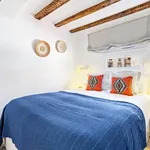 Rent 1 bedroom apartment of 41 m² in Barcelona