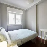 Rent a room in lisbon