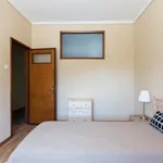 Rent 4 bedroom apartment in Porto