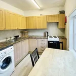 Rent 3 bedroom house in South East England