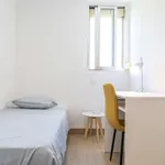 Rent a room of 74 m² in madrid