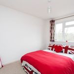 Rent 3 bedroom house in South East England